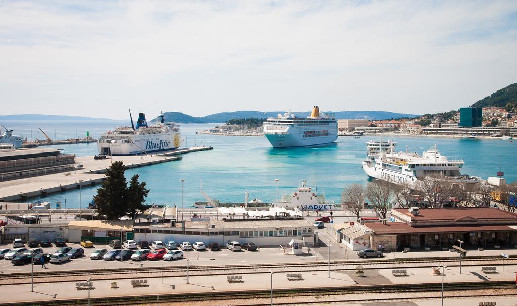 Apartment Amazing View Split Buitenkant foto