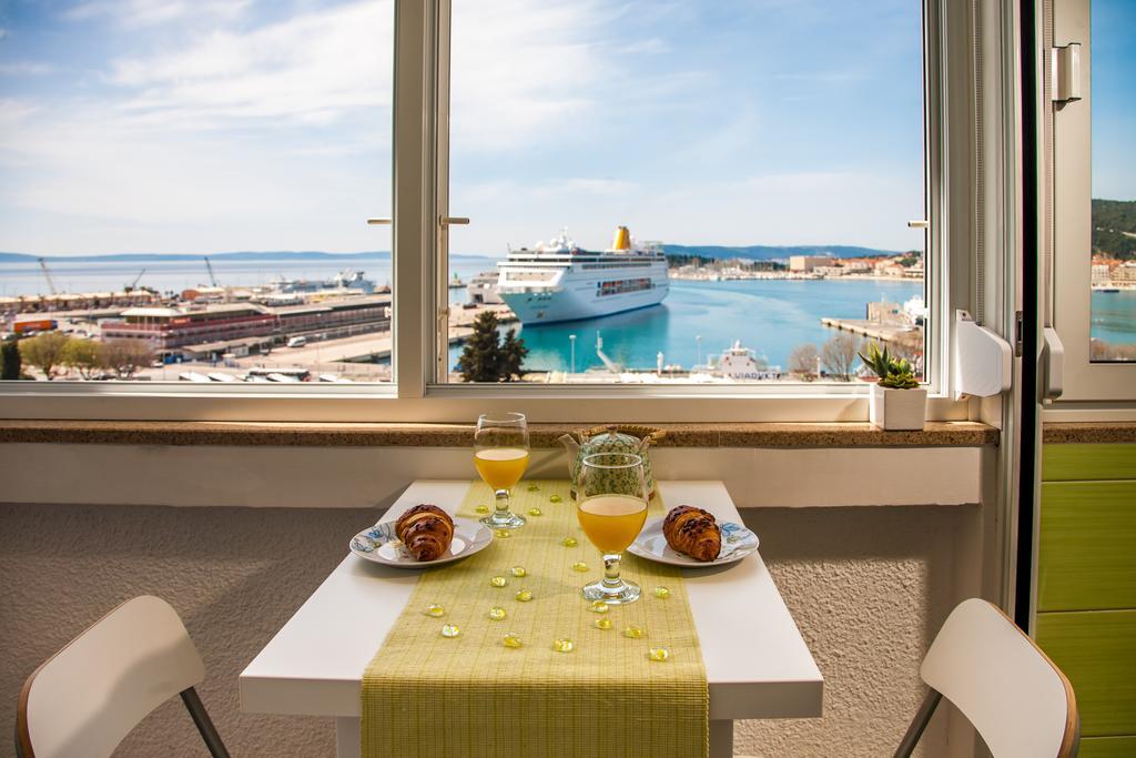 Apartment Amazing View Split Buitenkant foto